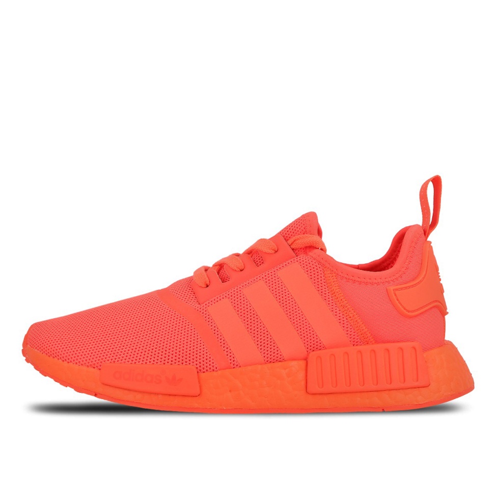 NMD R1 Triple Solar Red Klekt